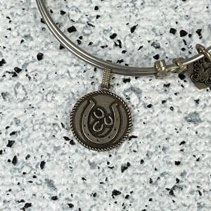 Angelica‎ Charm Bracelet Lucky Horseshoe Butterfly RCI